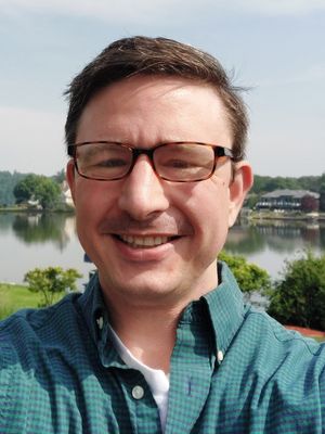 Thomas, 37