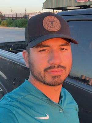 Serge, 24