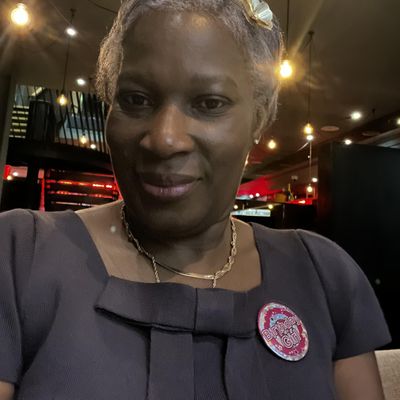 Lydie Joelle, 51
