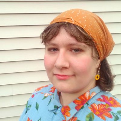 Therese, 24