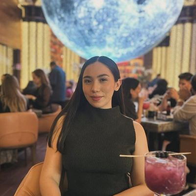 Mariana, 24