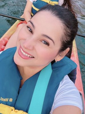 Diana, 44