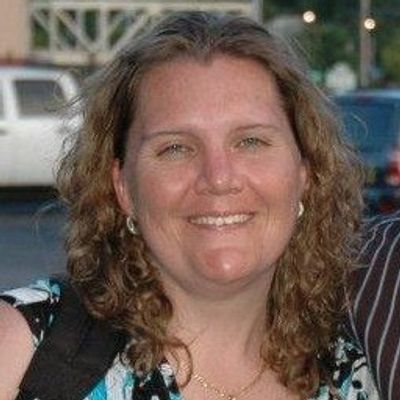 Stephanie, 50