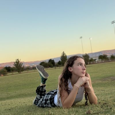 Allie, 18