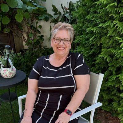 Melissa, 52