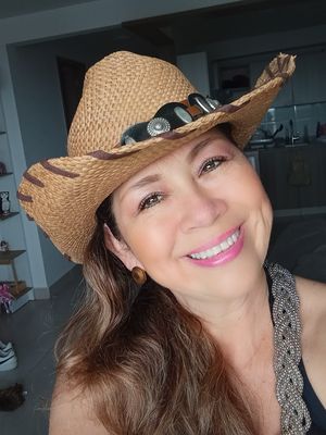 Amparo, 58