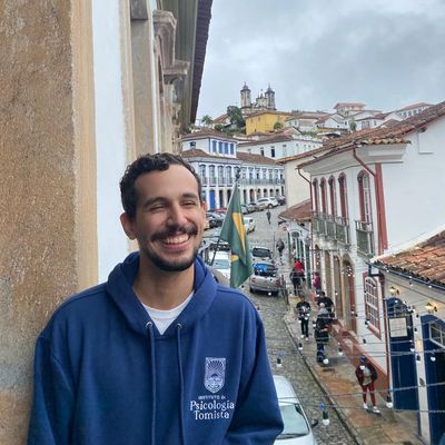 Miguel, 28
