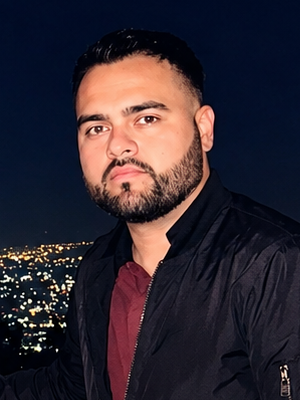 Daniel, 31