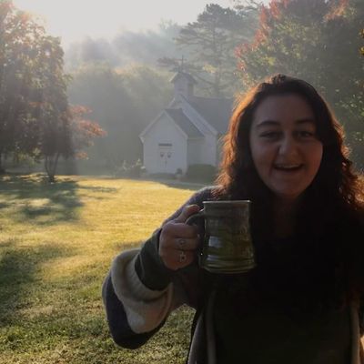 Gabriella, 27