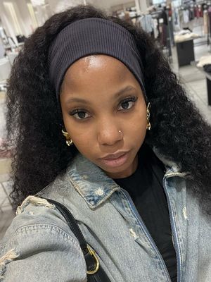 Olive, 30