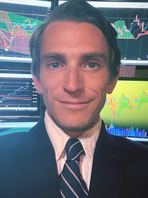 Robert, 33
