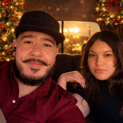 Luis, 38