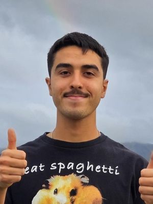 Eduardo, 20