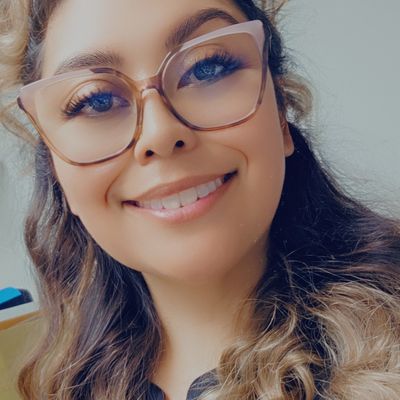 Cynthia, 36