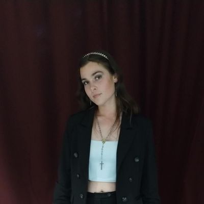 Kaitlyn, 23