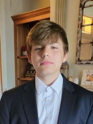Zachary, 18