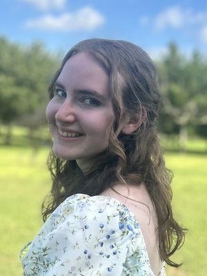 Sarah, 22