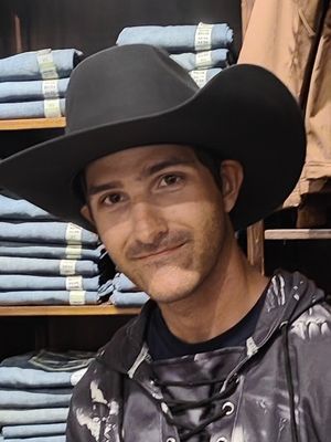 Paul, 25