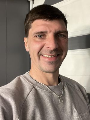 Ryan, 40
