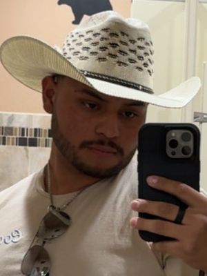 Malcolm, 23