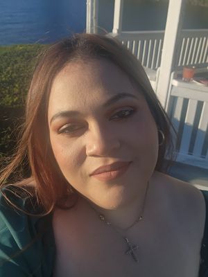 Yesenia, 38
