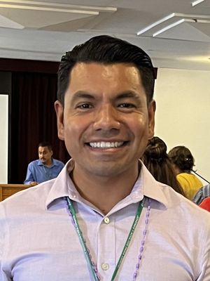 Vicente, 40