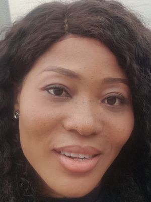 Priscillia, 40