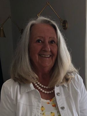Joanne, 74