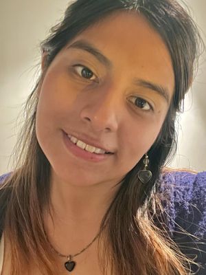 Maria, 25