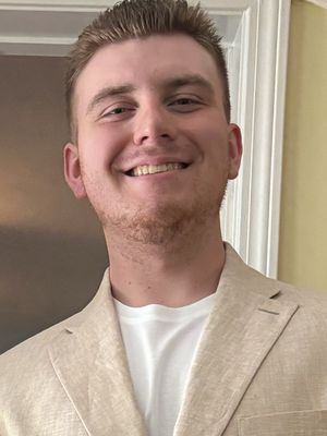 Hunter, 22