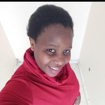 Liz, 37
