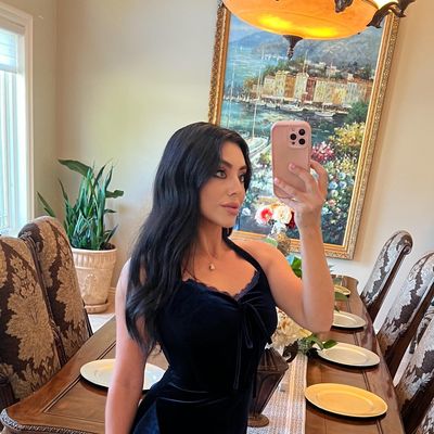 Diana, 32