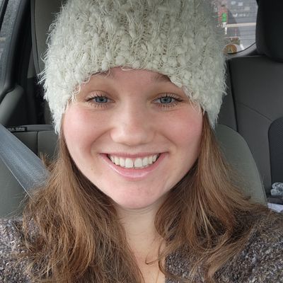 Katie, 33