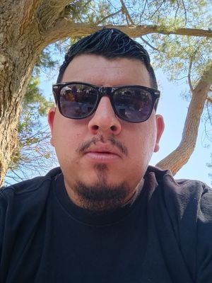 Roberto M, 36