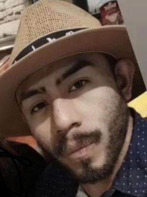 Guillermo, 44