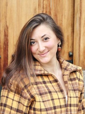 Teri, 29