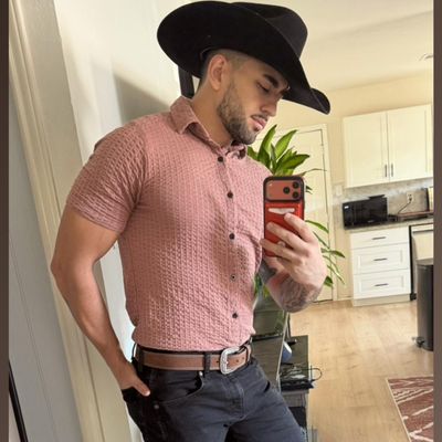 Stephen, 26