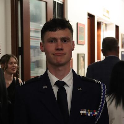 Alex, 22