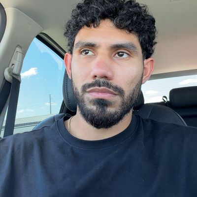 Juan, 34