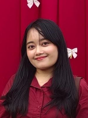 Widya, 30
