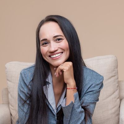 Ninoska, 42
