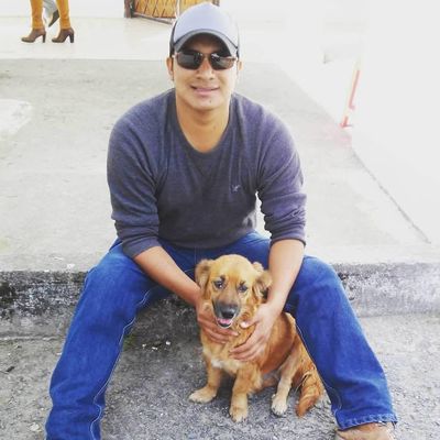 Javier, 34