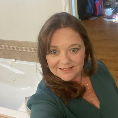 Amy, 55