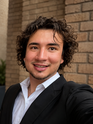 Tomas, 27