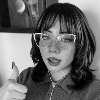 Sofia, 21
