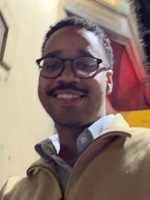 Isais, 27