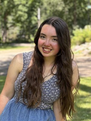 Eva, 21