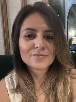 Sarahi, 34