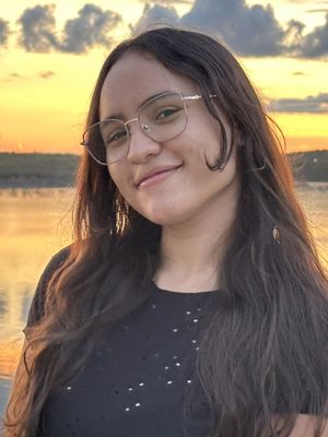 Lidia, 21