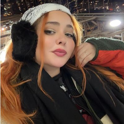 Annette, 30